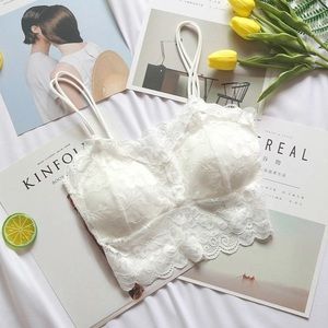 [SOLD] White Lace Bralette (fits small-medium)